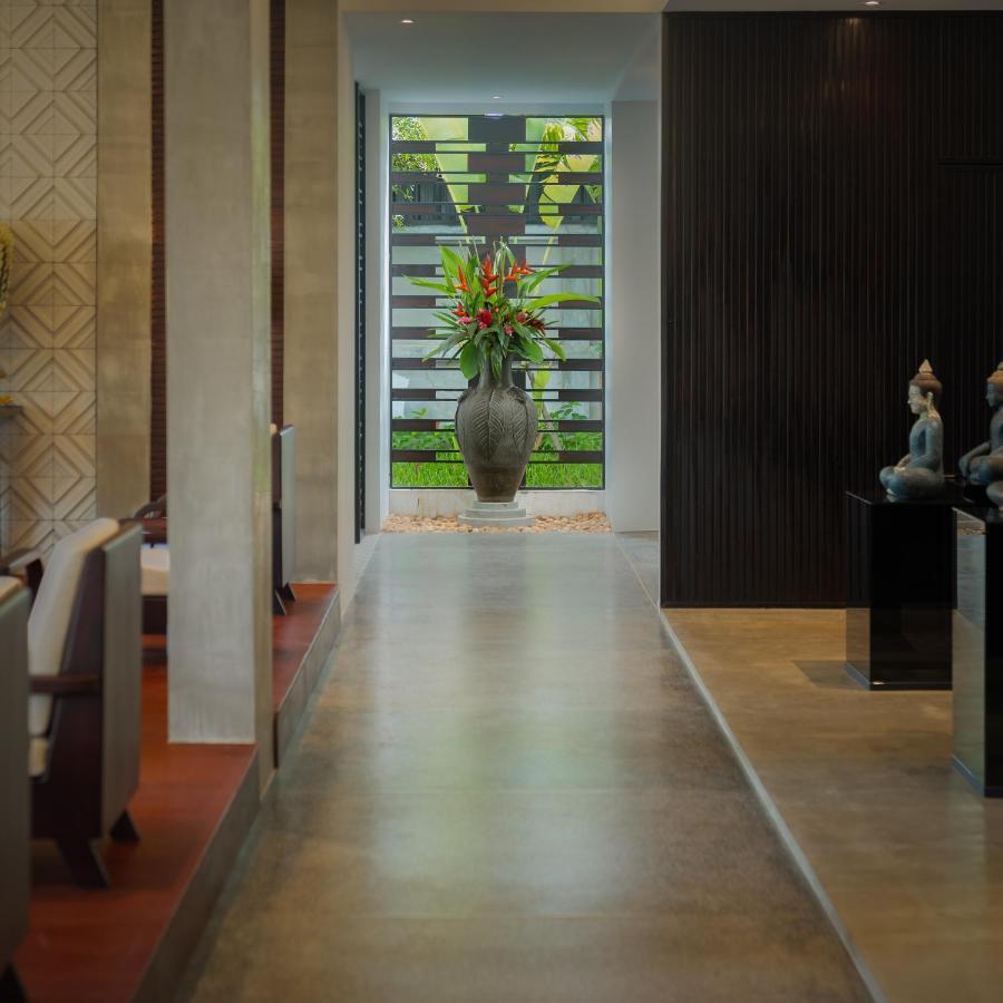Eightfold Urban Resort เสียมราฐ ภายนอก รูปภาพ Interior of the hotel