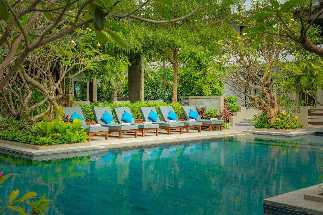 Eightfold Urban Resort เสียมราฐ ภายนอก รูปภาพ The swimming pool at The Sukhothai