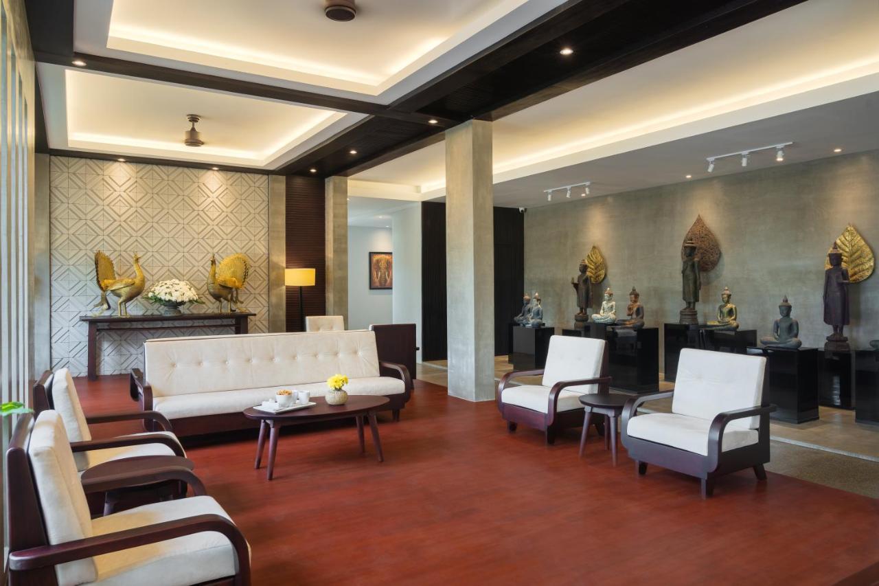 Eightfold Urban Resort เสียมราฐ ภายนอก รูปภาพ The lobby of the Royal Thai Police Museum