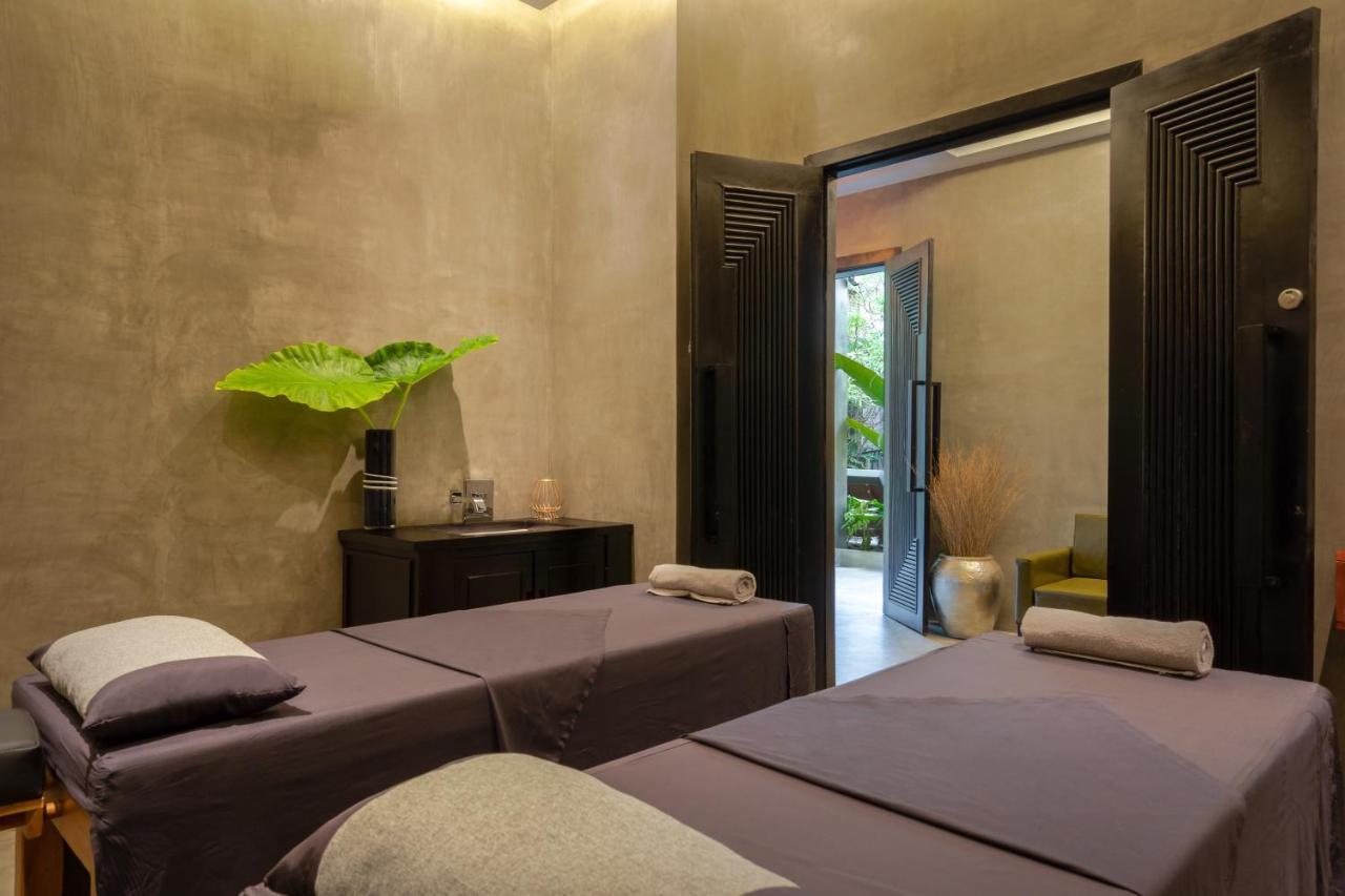 Eightfold Urban Resort เสียมราฐ ภายนอก รูปภาพ A spa in Vietnam