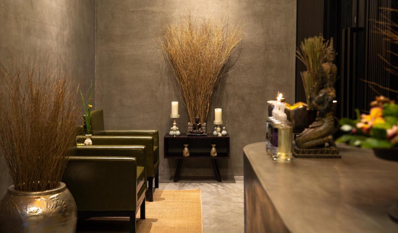 Eightfold Urban Resort เสียมราฐ ภายนอก รูปภาพ Interior of a spa in Bangkok, Thailand