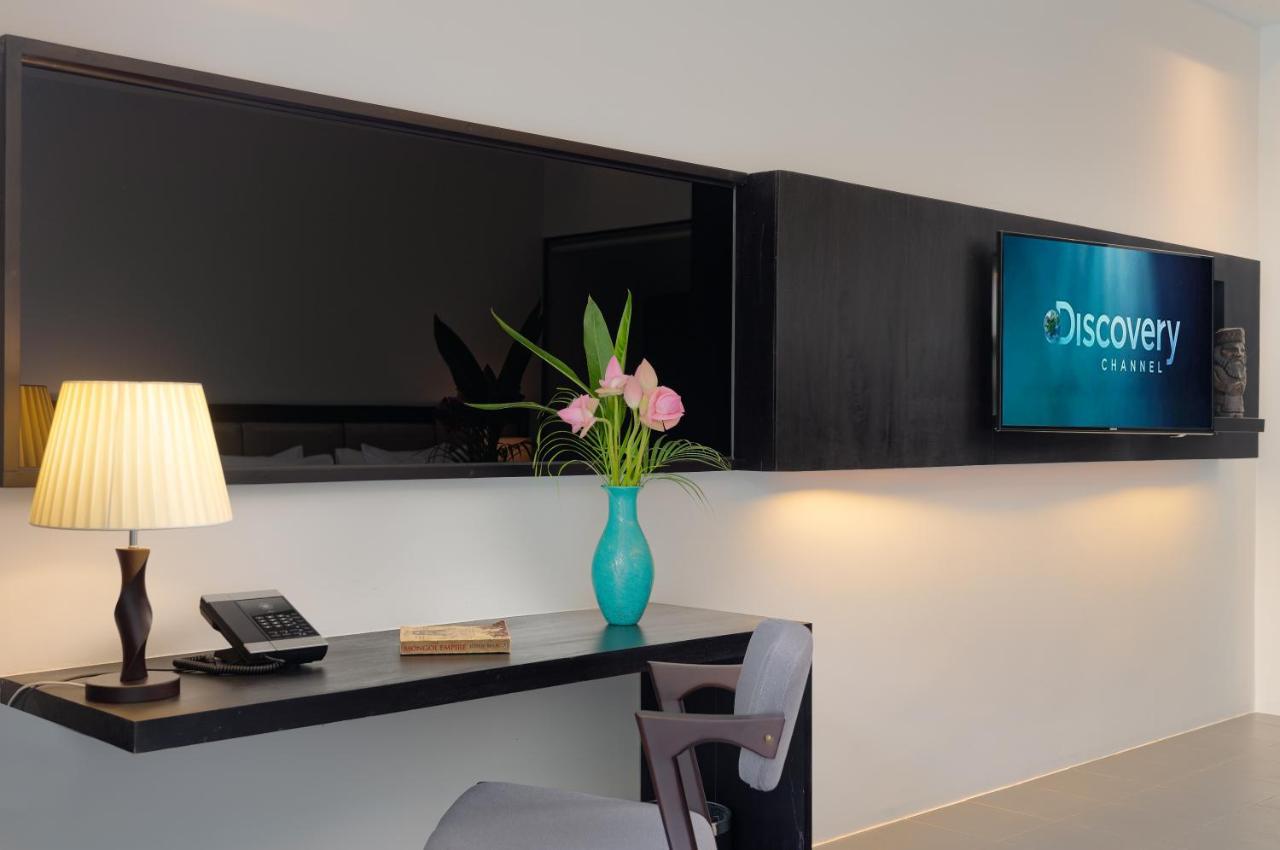 Eightfold Urban Resort เสียมราฐ ภายนอก รูปภาพ Discovery Suites Amenity Area